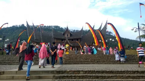 Tempat Wisata Dongkrak PAD Tanahdatar - GenPI.co