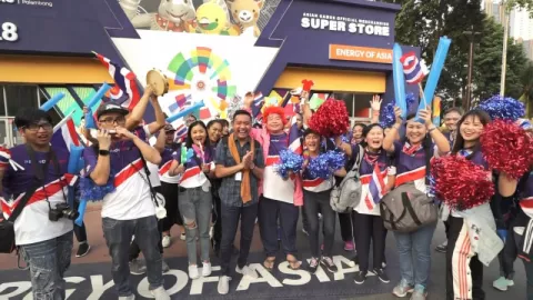 Mantap, Turis Asian Games Lihai Bahasa Indonesia - GenPI.co