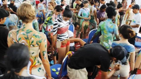 Body Painting di Pesona Nusa Dua Fiesta 2018 - GenPI.co