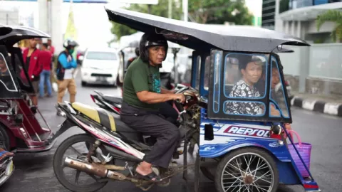 Serunya Berkeliling Gorontalo Dengan Transportasi Andalan - GenPI.co