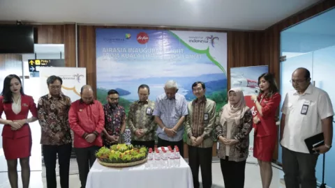 Rute Air Asia Malaysia-Silangit Resmi Beroperasi - GenPI.co