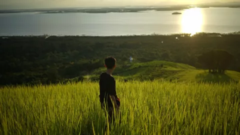 Eksotisnya Panorama Danau Sentarum di Pulau Babi - GenPI.co