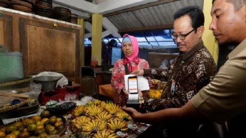 Digitalisasi Pasar Tradisional, Yogyakarta Terapkan QR Code - GenPI.co