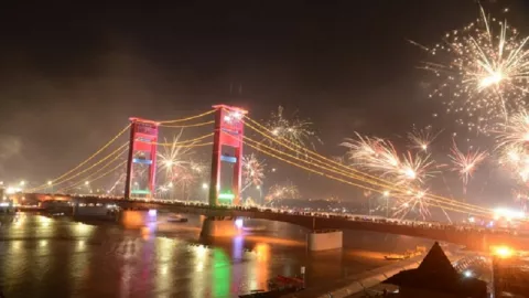 Kegiatan Unik Perayaan Tahun Baru di Daerah Indonesia - GenPI.co