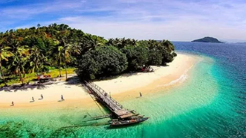 5 Pulau di Indonesia Tidak Berpenghuni, Yuk Lihat Pesonanya - GenPI.co
