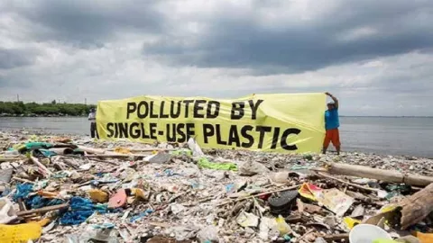 Hindari Sampah Plastik Lewat 4 Langkah Mudah Saat Travelling - GenPI.co
