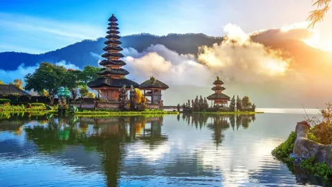 Demi Kenyamanan, Turis Asing Masuk Bali Kini Tak Lagi Gratis! - GenPI.co