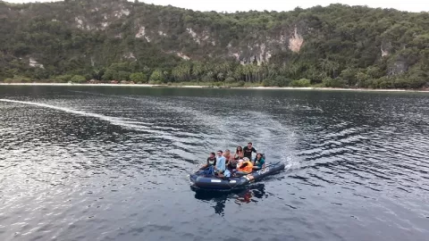 Pesona Terumbu Karang Indah di Perairan Biluhu - GenPI.co