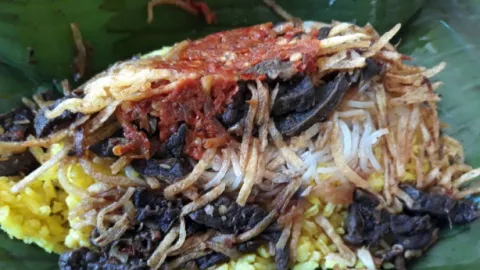 Nasi Kuning Tanpa Santan Pilihan Penggemar Kuliner - GenPI.co