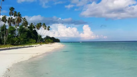 Sula, Kepulauan Cantik di Selatan Malut - GenPI.co