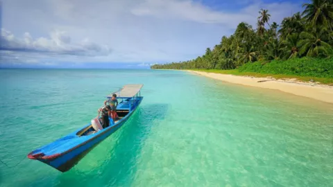 Ingin Suasana Baru? Pulau Banyak Boleh Dicoba Lho - GenPI.co