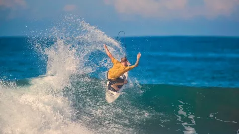 Video Surfing Terbaik Ada di Indonesia - GenPI.co