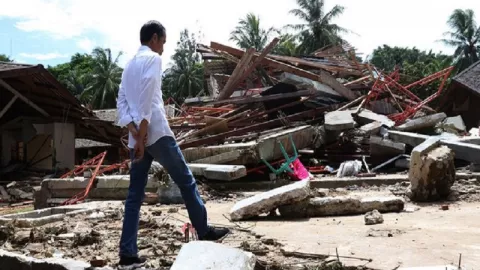 Berkunjung ke Banten, Jokowi Ingatkan Warga untuk Siaga Bencana - GenPI.co