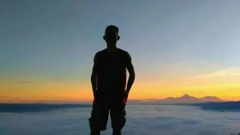 Gunung Payung, Negeri Atas Awan di Minahasa Selatan - GenPI.co