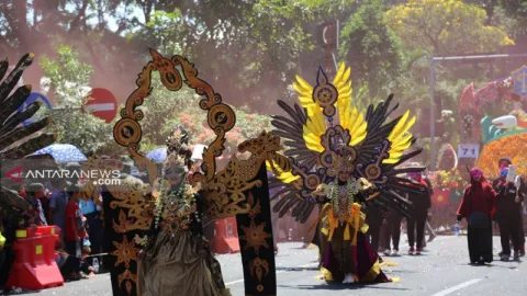 Parade Bunga Surabaya Vaganza 2019 Siap Digelar - GenPI.co