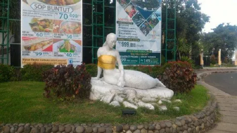 Patung Putri Duyung Telanjang di Ancol Kini Ditutup Kemben - GenPI.co