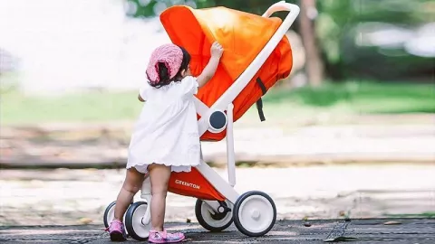Liburan Bersama Si Kecil, Berikut Cara Memilih Stroller yang Tepat - GenPI.co