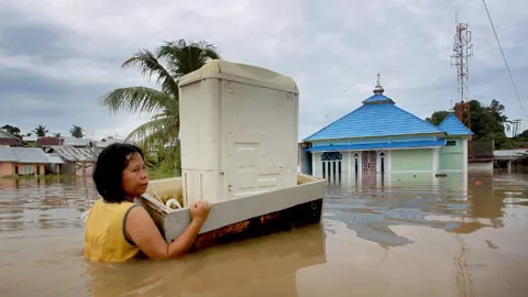 13 Ribu Orang Terdampak Banjir di Bengkulu - GenPI.co