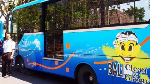 Lewati Destinasi Wisata, Bus Bandara Layani Ngurah Rai ke Kuta - GenPI.co