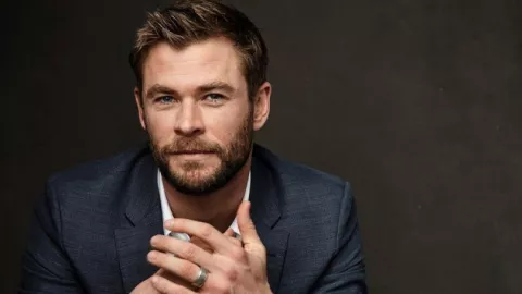 Begini Cara Menumbuhkan Brewok Seperti Chris Hemsworth - GenPI.co