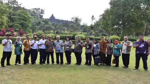 60 Ribu Wisatawan Kunjungi Candi Borobudur Selama Liburan Lebaran - GenPI.co