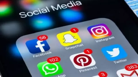 Jadi Kapan WhatsApp, Instagram, Facebook Kembali Normal? - GenPI.co