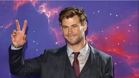 Chris Hemsworth Ucap Kata Mantul, Fans Indonesia Heboh - GenPI.co