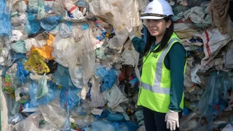 Malaysia akan Kirim Balik Sampah dari Negara Lain! - GenPI.co