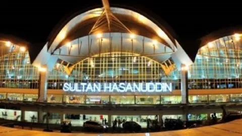 Arus Mudik di Bandara Hasanuddin Menurun 20 Persen - GenPI.co
