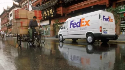 Buntut Huawei, Tiongkok Akan Selidiki Perusahaan AS FedEx - GenPI.co