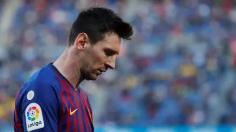 Lionel Messi Jadi Atlet Terkaya Dunia Kalahkan Cristiano Ronaldo - GenPI.co