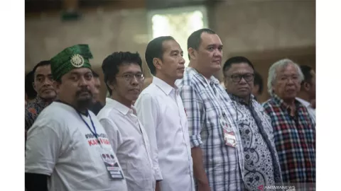 Jokowi Hadiri Halal Bihalal dengan Aktivis 98 - GenPI.co