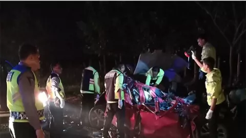 Kecelakaan Tol Cipali Terjadi Karena Ada Penyerangan Sopir Bus - GenPI.co