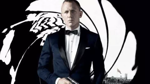 Kamera Pengintai Ditemukan di Lokasi Syuting Film James Bond - GenPI.co