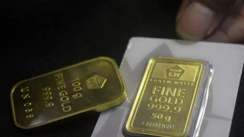Harga Jual Emas Antam Menjauh dari Level Puncak ke Rp699.000/Gram - GenPI.co