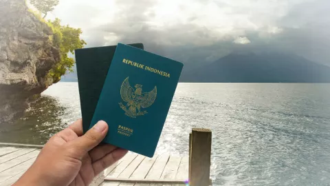 Bebas Visa Paspor Asing Untungkan RI, Kenapa Tak Semua Diberi? - GenPI.co