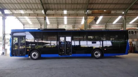 PPD Remajakan 102 Bus Transjakarta Energi Listrik - GenPI.co