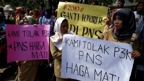 Honorer K2 Ancam Demo Besar Jika Tak Diangkat PNS - GenPI.co