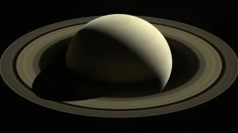Hujan Berlian di Saturnus, Bisakah Kita Ambil Berlian Itu Kesana? - GenPI.co