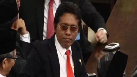 Nama Adian Napitupulu Makin Santer Masuk Kabinet Jokowi - GenPI.co