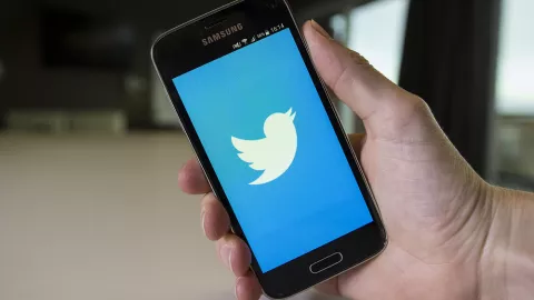 Twitter Sempat Down, Rupanya Karena ini - GenPI.co