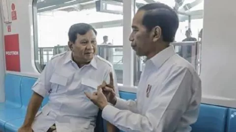 Makna Gerbong MRT dan Sate saat Pertemuan Jokowi-Prabowo - GenPI.co