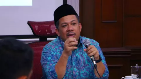 Fahri Hamzah Nilai Jokowi Bisa Bungkam Oposisi Pakai Pancasila - GenPI.co