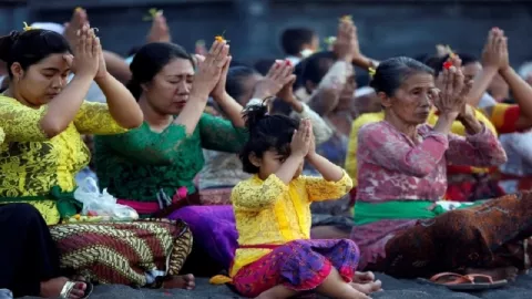 Masyarakat Bali Berumur Lebih Panjang, Kok Bisa Ya? - GenPI.co