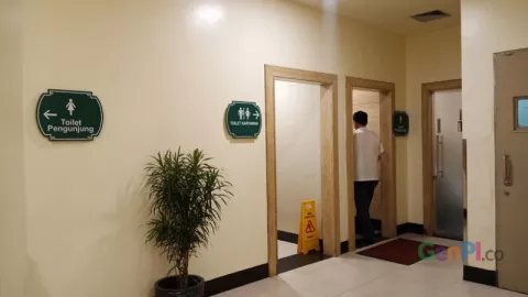 Dighibah Netizen, Mal Puri Indah Cabut Aturan WC Khusus Ojol - GenPI.co