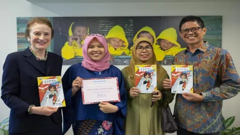 Salut, Remaja Asal Makassar Menangkan Lomba Komik UNICEF - GenPI.co
