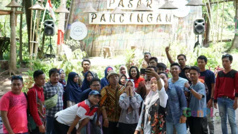 Lombok Sumbawa Travel Ajak GenPI Diskusi Pariwisata di Pasar Pancingan - GenPI.co