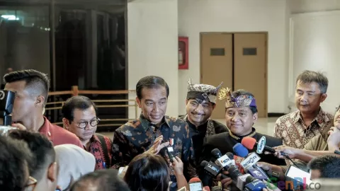 Gara Gara Tiket Mahal, Presiden Jokowi Pun Kena Sasaran - GenPI.co
