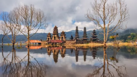 TripAdvisor Rilis 10 Tempat Wisata Terbaik di Dunia, Bali Urutan Kelima - GenPI.co