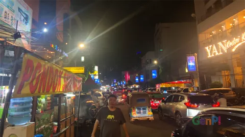 Berburu Jajanan Kuliner Malam Di Jalan Sabang Jakarta - GenPI.co